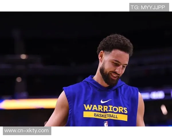 克莱首节表现抢眼三分球精准命中助力球队得分6分 克莱首节表现抢眼三分球精准命中助力球队得分6分