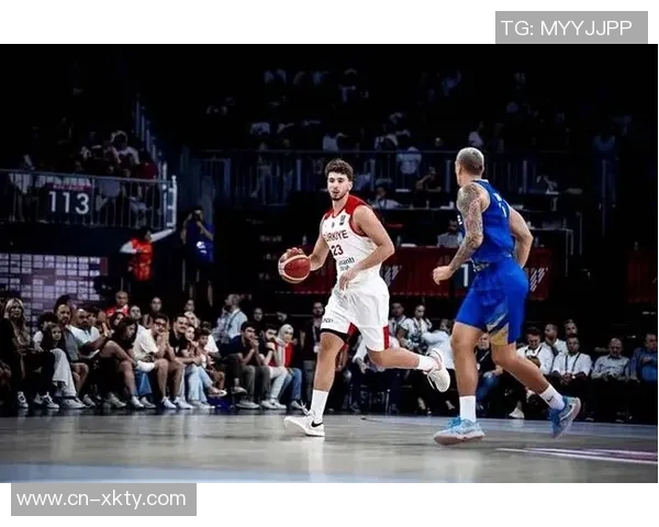 杜兰特分析申京与亚当斯双塔组合的潜力与意外效果