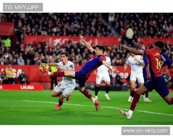 巴萨本周最后一次训练费尔明亚马尔等人积极恢复状态 巴萨本周最后一次训练费尔明亚马尔等人积极恢复状态