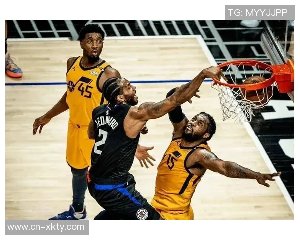 小卡季前赛表现出色砍下35分与队友重聚感到非常开心 小卡季前赛表现出色砍下35分与队友重聚感到非常开心