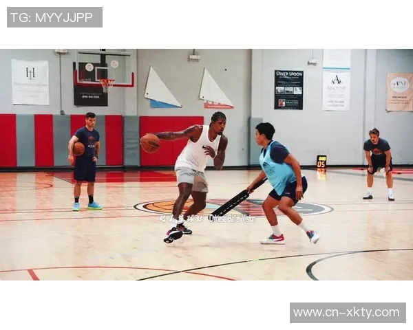 在乔治对比众星后为何最终选择小卡作为最强小前锋的原因分析 在乔治对比众星后为何最终选择小卡作为最强小前锋的原因分析