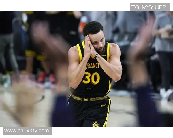 NBA球星心目中的最佳庆祝动作解析库里晚安安詹姆斯戴皇冠与耸肩风采