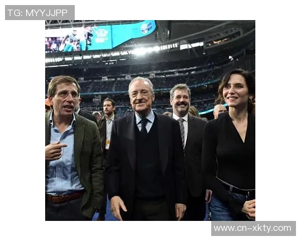 弗洛伦蒂诺齐达内亲临伯纳乌见证NFL西班牙首演盛况